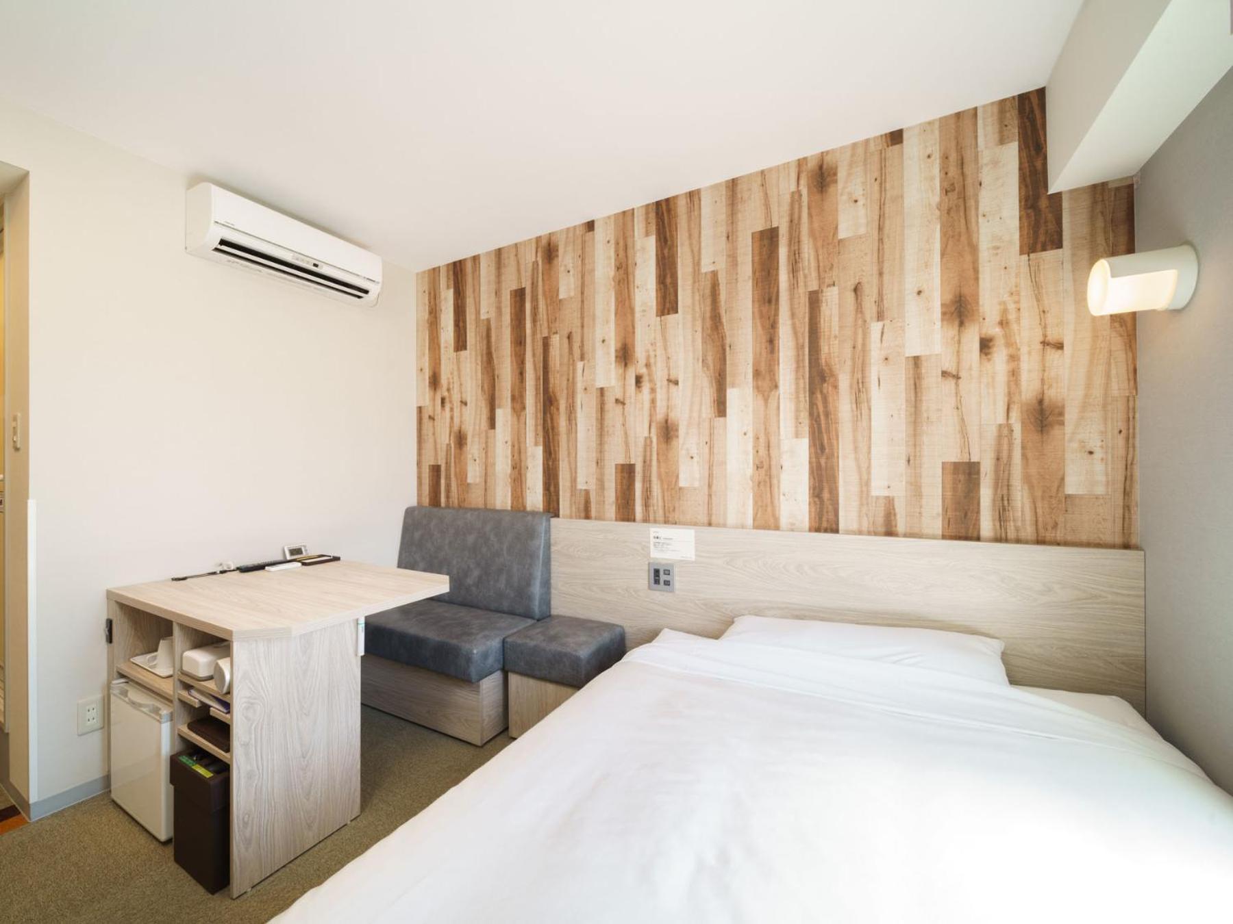 Super Hotel Chiba Ekimae מראה חיצוני תמונה